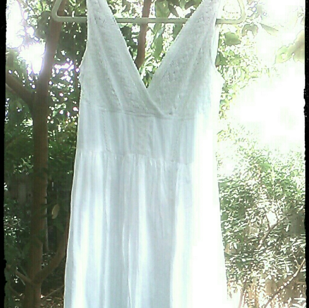 Beauriful flowing sundress